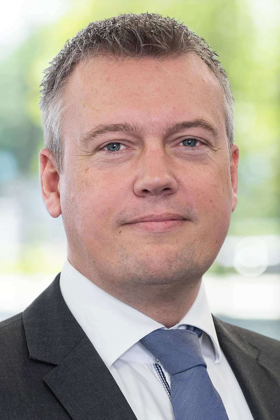 Headshot of Richard Lange